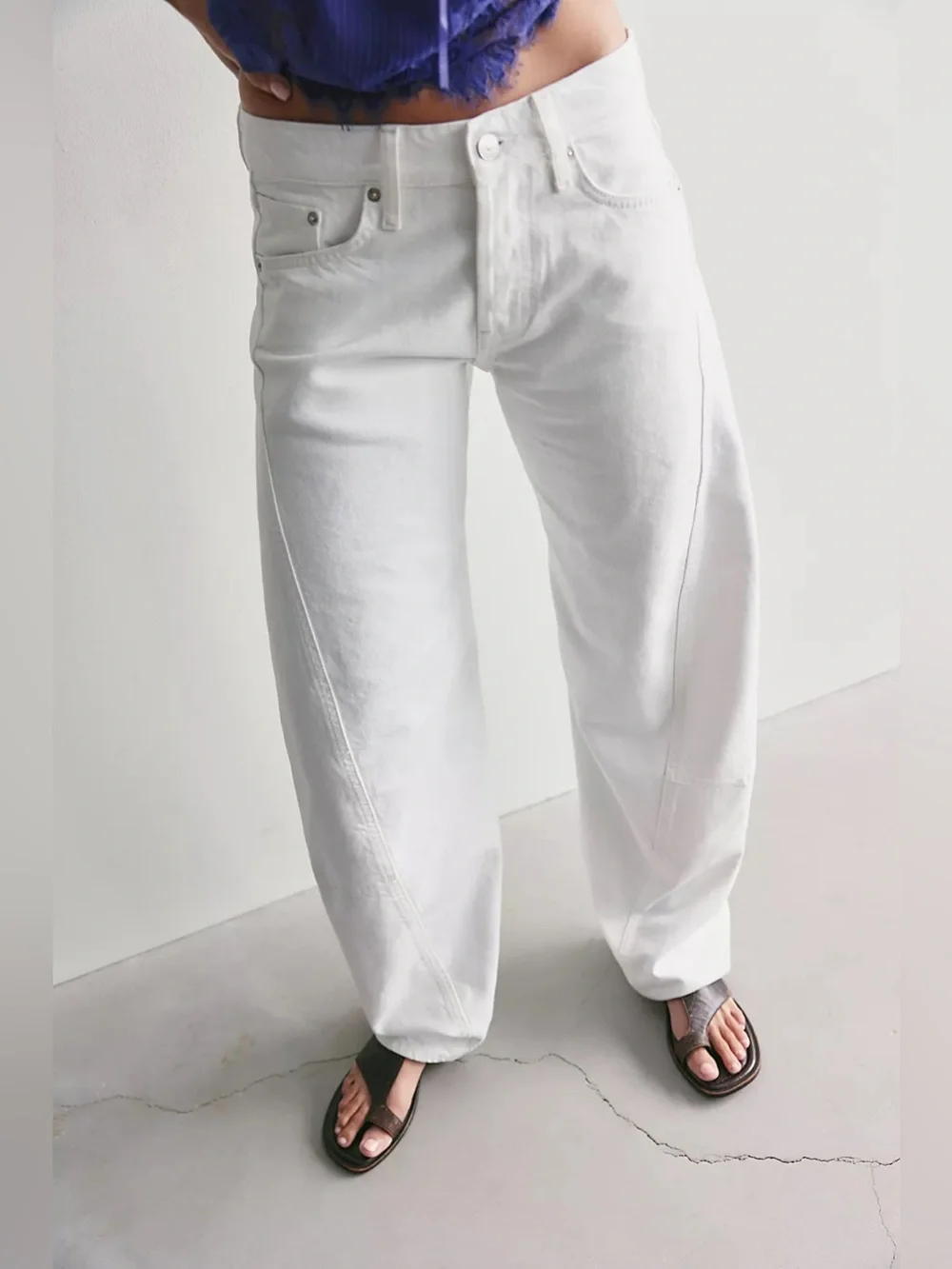 NWT Free People We The Free Fable Low-Rise Twisted Bowed Jeans - White - 25S